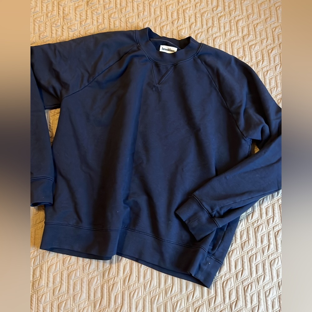 Brooklinen sweatshirt